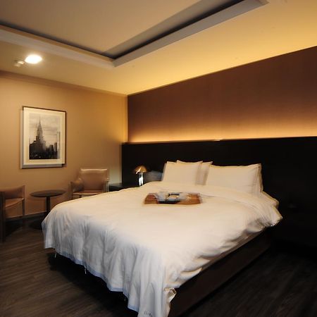 Hotel Tate Σουγόν Εξωτερικό φωτογραφία