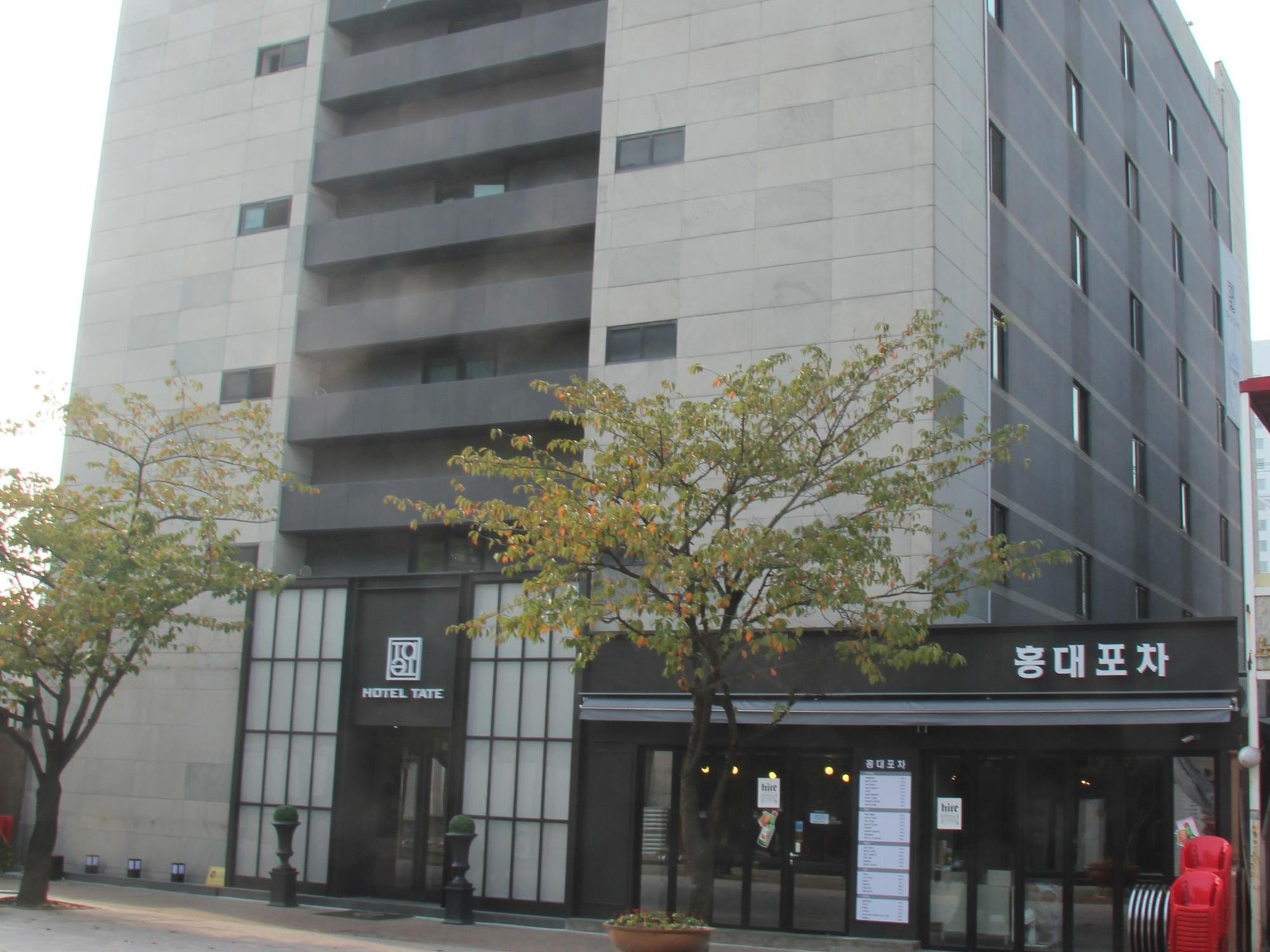 Hotel Tate Σουγόν Εξωτερικό φωτογραφία