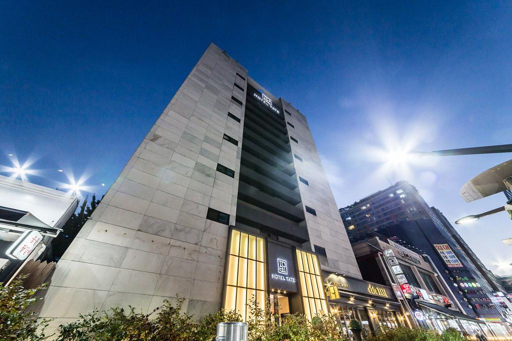 Hotel Tate Σουγόν Εξωτερικό φωτογραφία