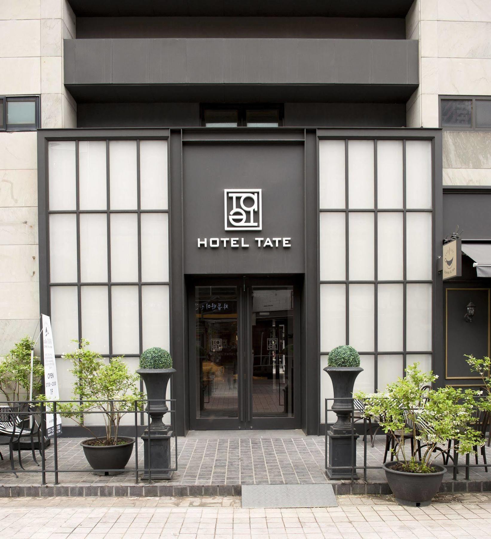 Hotel Tate Σουγόν Εξωτερικό φωτογραφία
