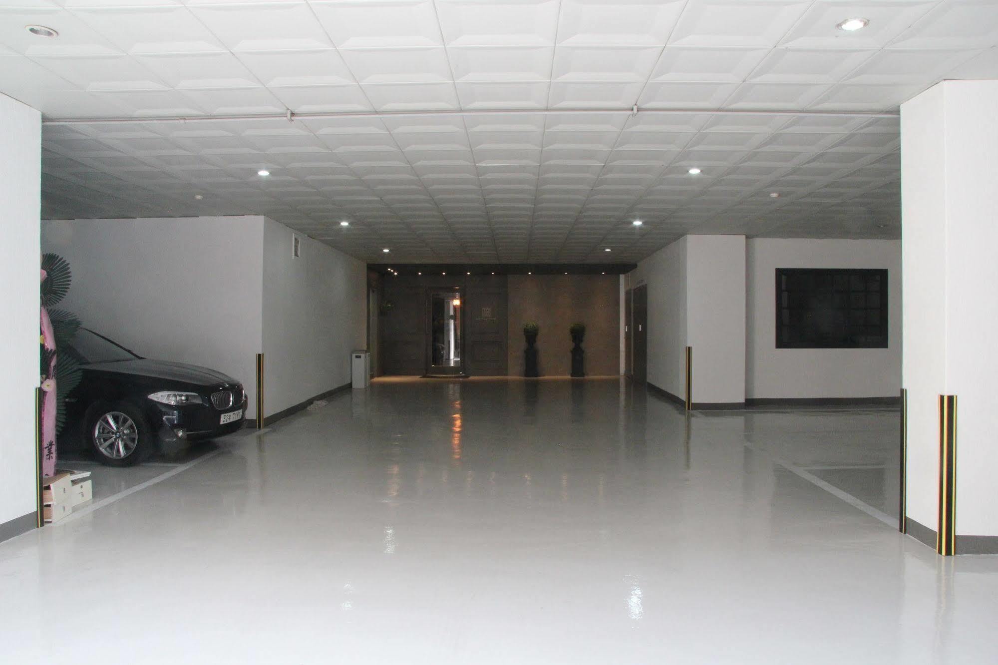 Hotel Tate Σουγόν Εξωτερικό φωτογραφία